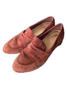 Clarks Women's Suede Penny Loafers Rust Brown Slip On Quiet Luxury Size 8